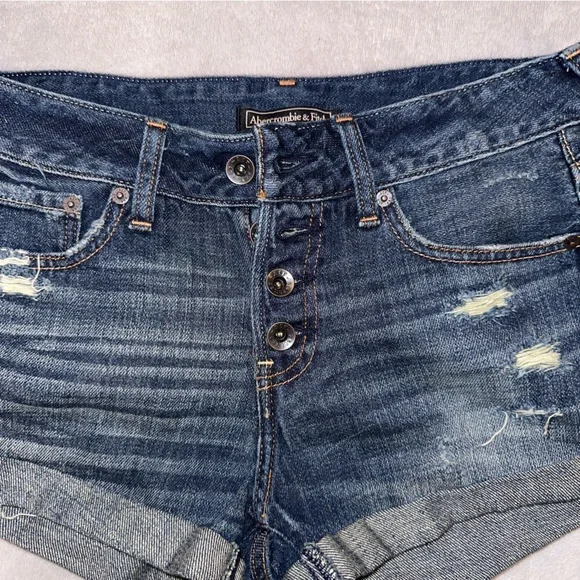 Abercrombie and Fitch Dark Wash Multi-Button Denim Boyfriend Shorts - Picture 2 of 6